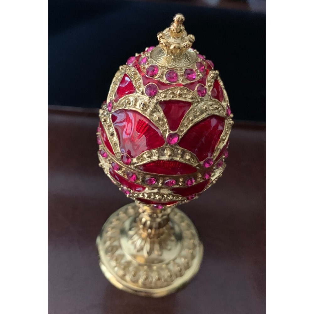 Egg-Shaped Trinket Box Red Rhinestone Enamel Collectible Magnetic Closure 4" H - Picture 2 of 3